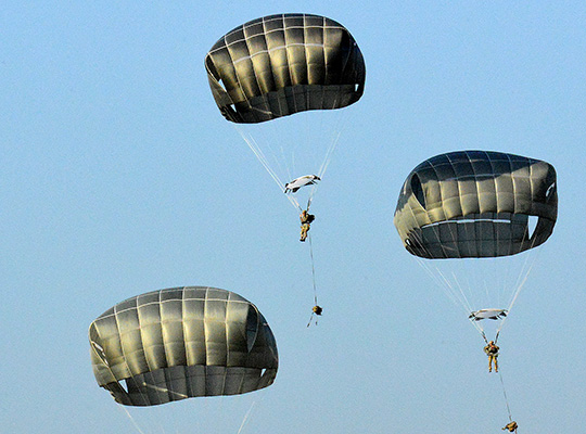 Non-Maneuverable Canopy (T-11) Personnel Parachute System