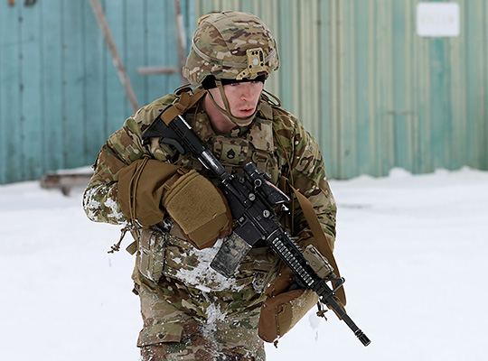 https://www.peosoldier.army.mil/portals/53/images/portfolio/gloves-cold-weather.jpg